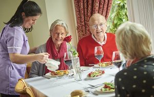 care home dining